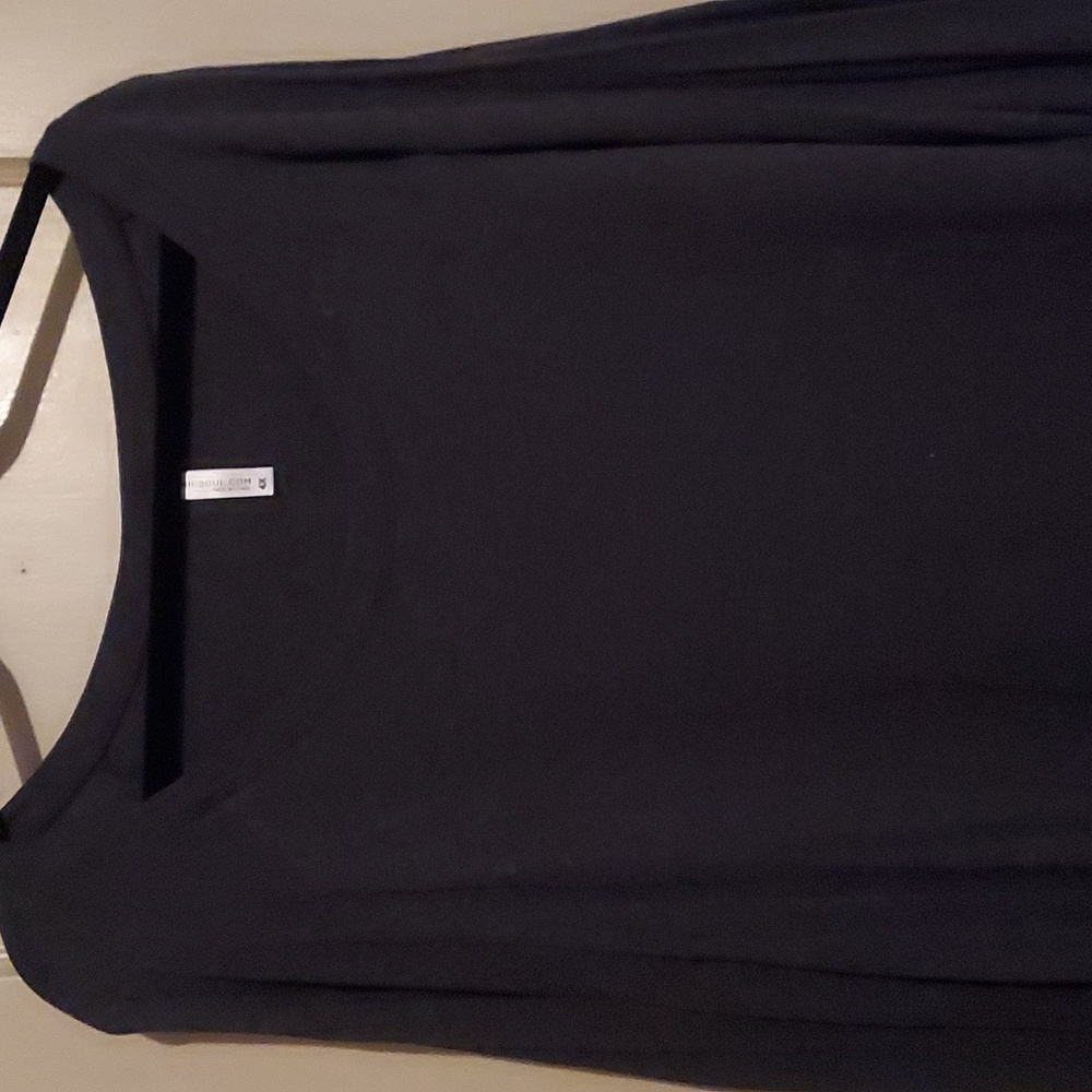 Top - Picture 2 of 2